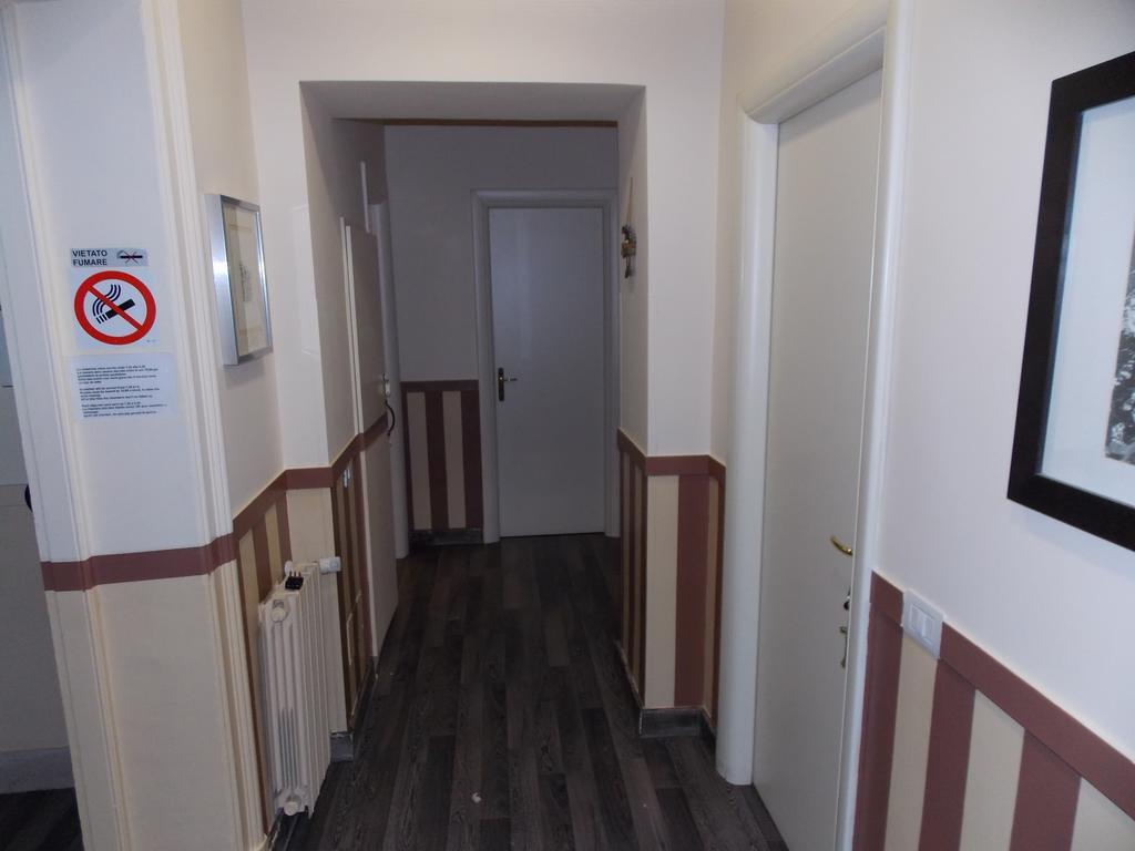 Domus Citta Giardino Bed & Breakfast Rome Bagian luar foto